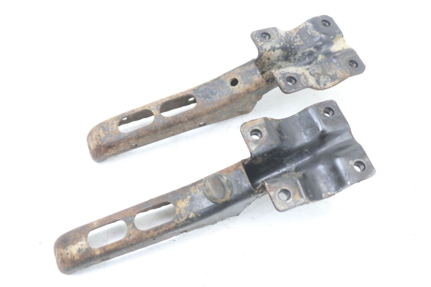 photo de PAIR OF FRONT FOOTRESTS HONDA TRX 300 (1988 - 2000)