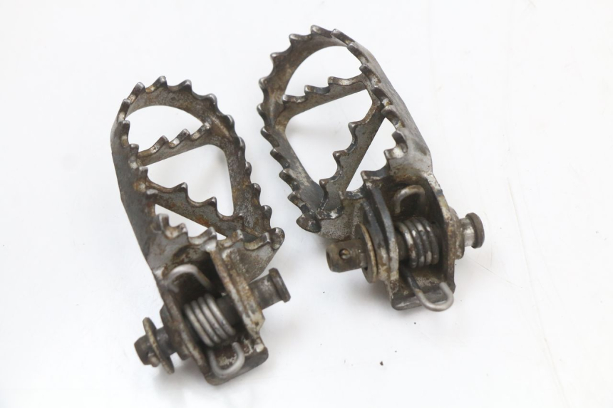photo de PAIR FRONT FOOTREST KTM SX 85 (2013 - 2017)