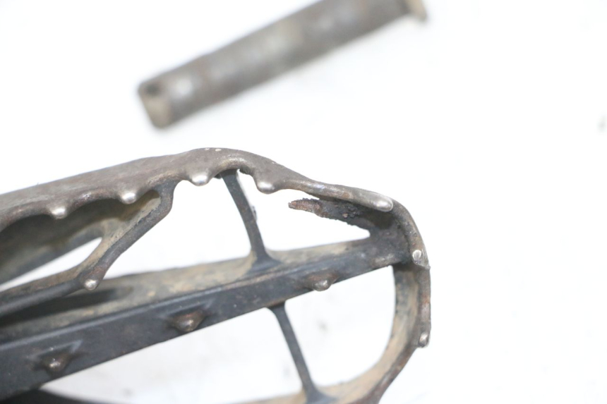 photo de PAIR FRONT FOOTREST KAWASAKI KX F KXF 450 (2009 - 2011)