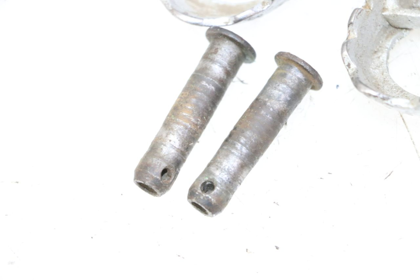 photo de PAIR FRONT FOOTREST KAWASAKI KX 65 (2000 - 2019)