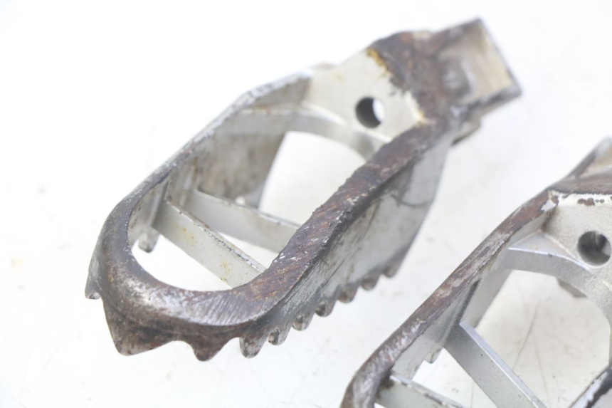 photo de PAIR FRONT FOOTREST KAWASAKI KX 85 (2014 - 2021)