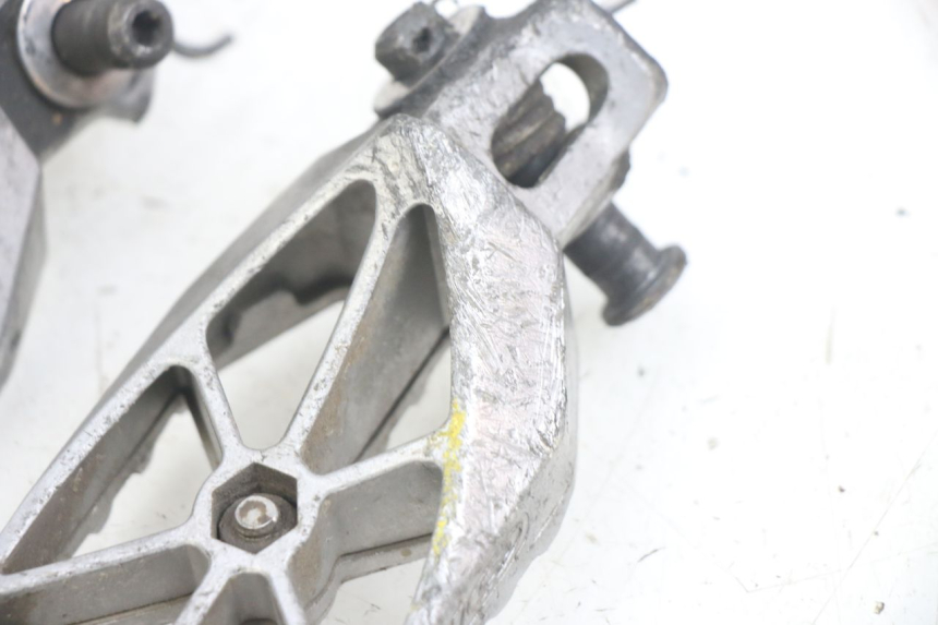 photo de PAIR OF FRONT FOOTRESTS KAWASAKI KXF KX-F 250 (2012 - 2014)