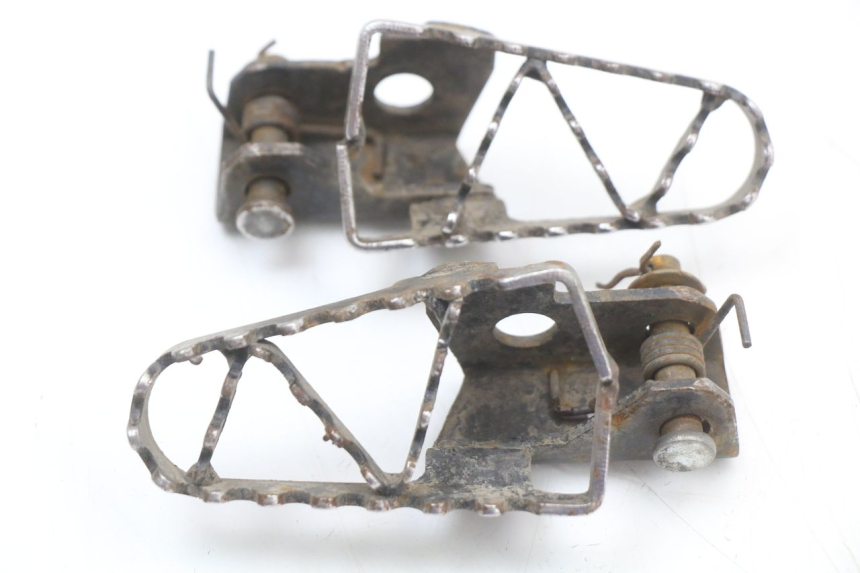 photo de PAIR FRONT FOOTREST YCF PIT BIKE 125 (2010 - 2018)