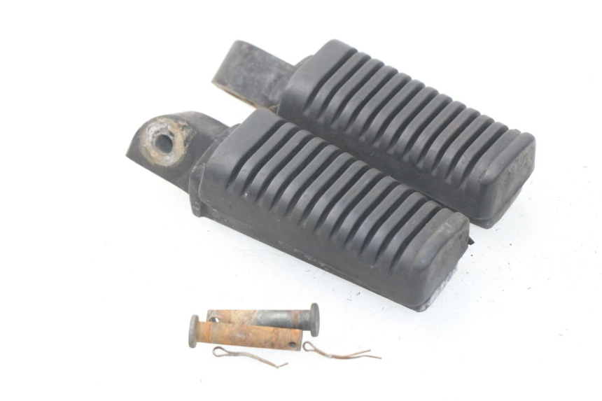 photo de PAIR FRONT FOOTREST MASH SEVENTY FIVE 125 (2013 - 2021) - Alternative perspective