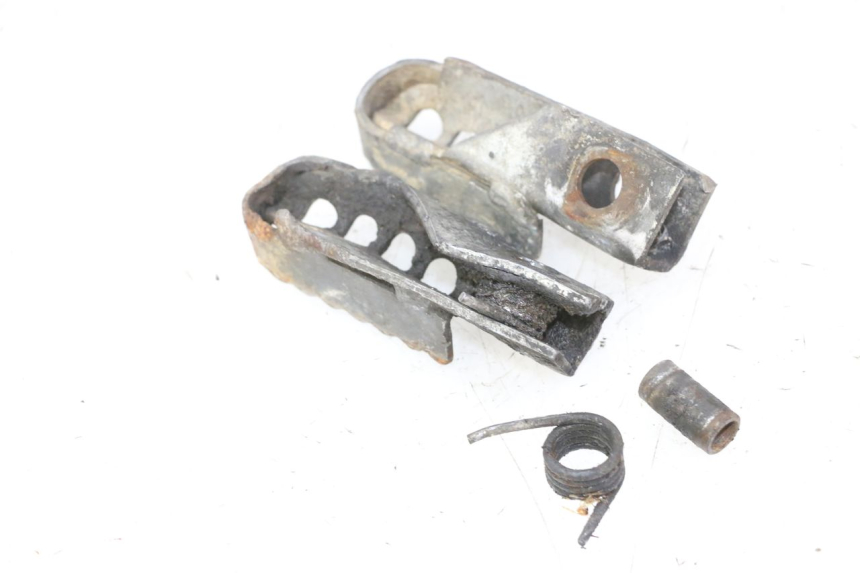 photo de PAIR OF FRONT FOOTRESTS GILERA SMT SUPERMOTARD 50 (2009 - 2017)