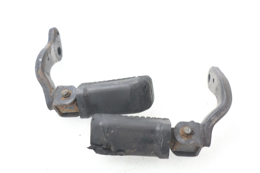photo de PAIR OF FRONT FOOTRESTS YAMAHA SR 125 (1982 - 2003)