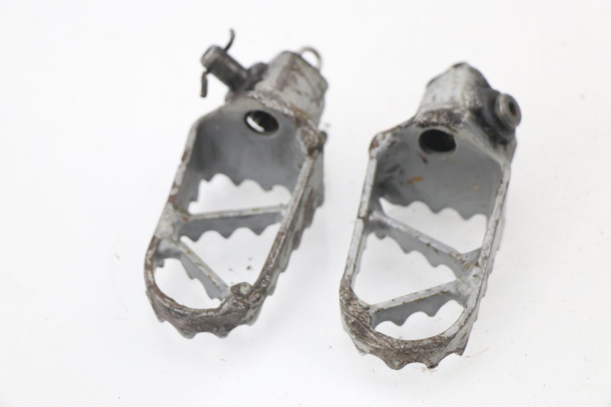 photo de PAIR FRONT FOOTREST KTM SX 65 (2003 - 2008)