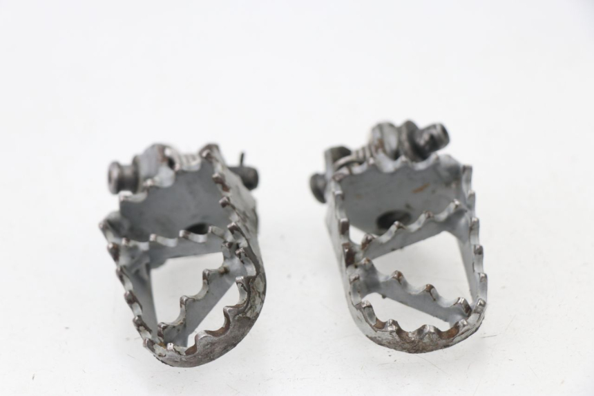 photo de PAIR FRONT FOOTREST KTM SX 65 (2003 - 2008)