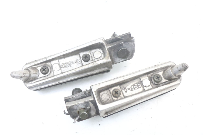 photo de PAIR FRONT FOOTREST YAMAHA XJS DIVERSION 600 (1997 - 1999)