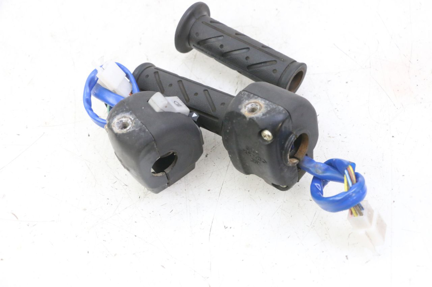 photo de HAND SWITCHES KYMCO AGILITY 4T 50 (2005 - 2018)
