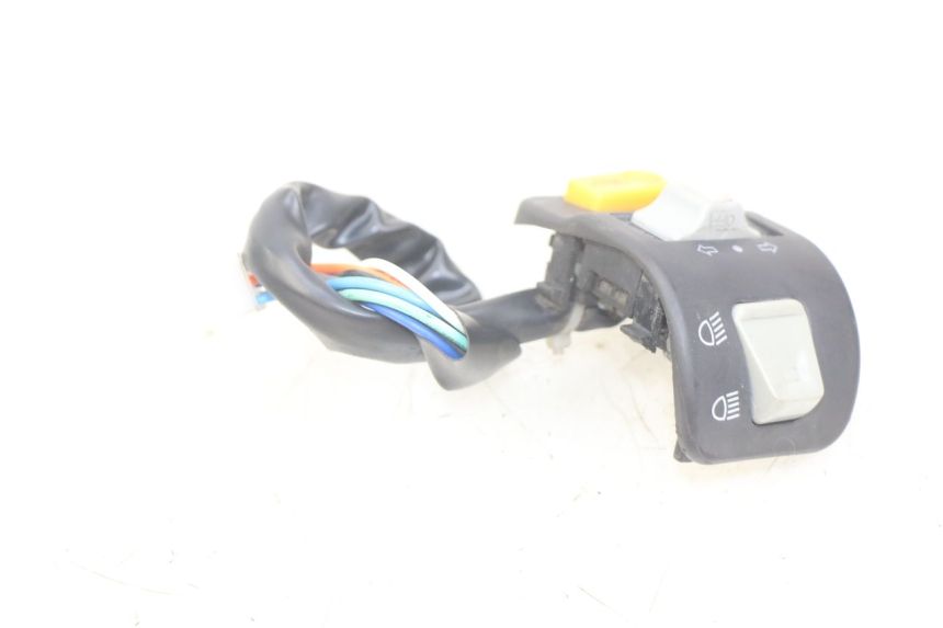 photo de HANDLEBAR SWITCHES JM MOTORS SANTANA 50 (2014 - 2020)