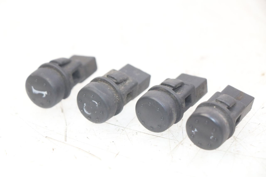 photo de HANDLEBAR SWITCHES PIAGGIO X8 125 (2004 - 2007)