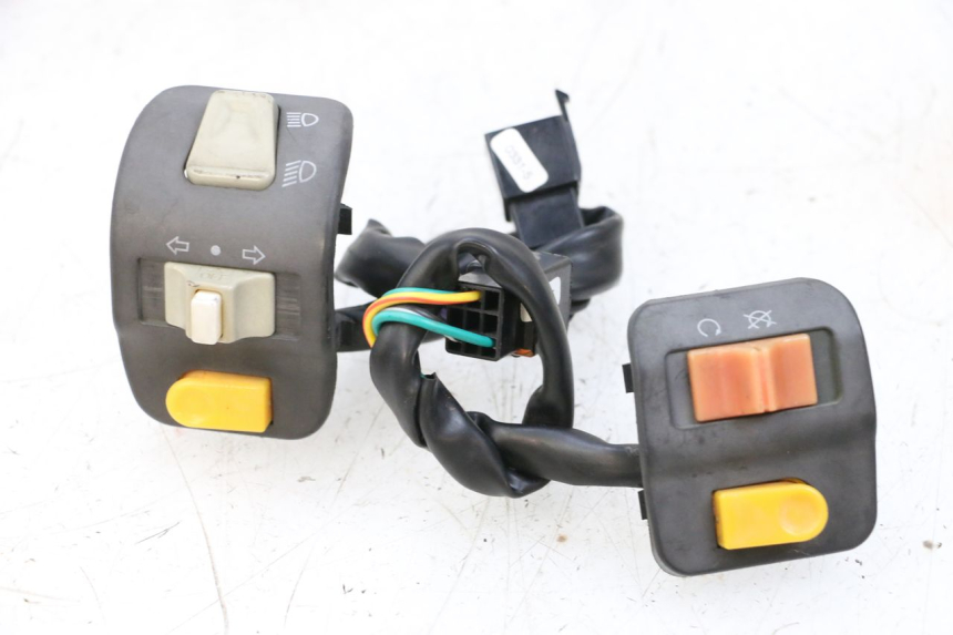 photo de HANDLEBAR SWITCHES JM MOTORS SANTANA 50 (2014 - 2023) - Main view