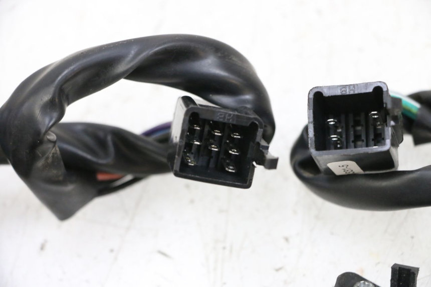 photo de HANDLEBAR SWITCHES JM MOTORS SANTANA 50 (2014 - 2023) - Alternative perspective