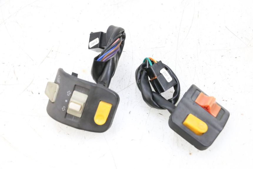 photo de HANDLEBAR SWITCHES JM MOTORS SANTANA 50 (2014 - 2023) - Markings and original references