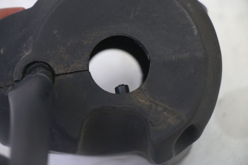 photo de HANDLEBAR SWITCHES PEUGEOT SATELIS 125 (2006 - 2009)