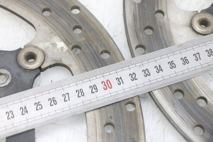 photo de PAIR FRONT BRAKE DISC YAMAHA FJR ABS 1300 (2006 - 2012) - Alternative perspective