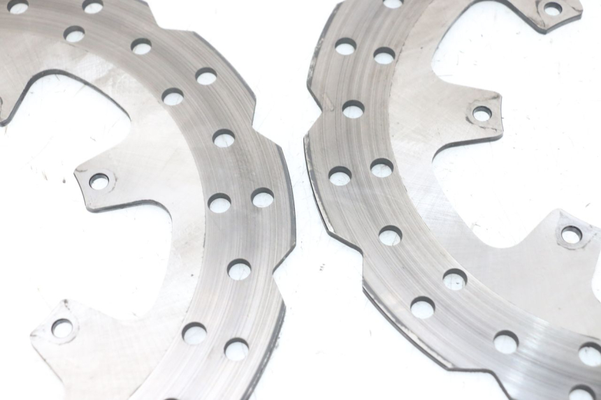 photo de PAIR FRONT BRAKE DISC PIAGGIO MP3 HPE 300 (2019 - 2026) - Surface and material condition