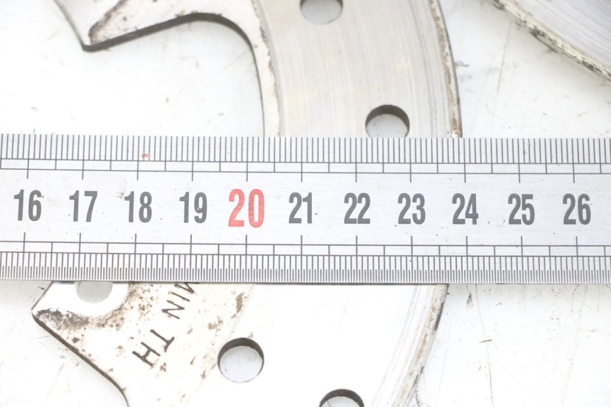 photo de PAIR FRONT BRAKE DISC PIAGGIO MP3 RL 250 (2007 - 2010) - Alternative perspective