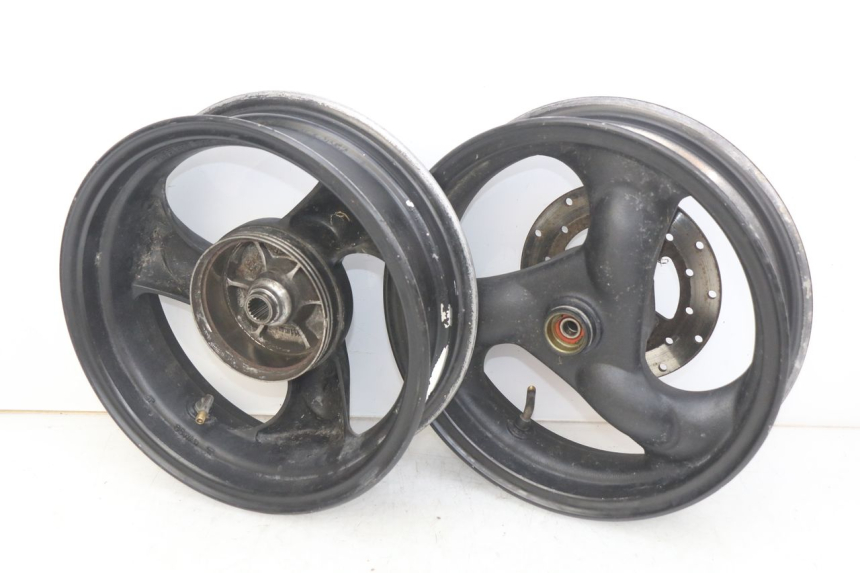 photo de PAIR OF RIMS KYMCO AGILITY 4T 50 (2005 - 2018)