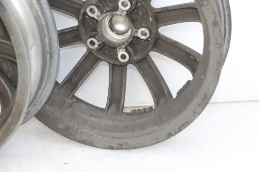 photo de RIMS PAIR PIAGGIO MP3 125 (2006 - 2014) - Surface and material condition