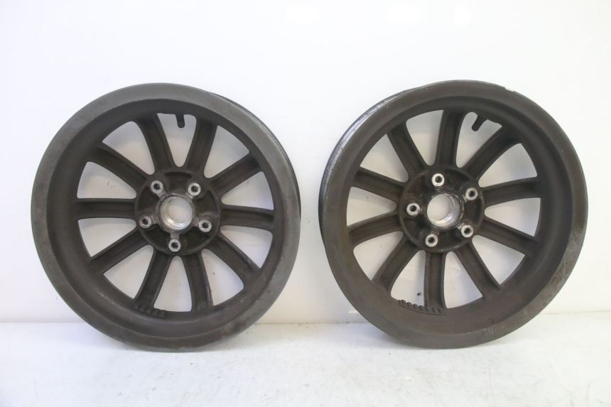 photo de RIMS PAIR PIAGGIO MP3 125 (2006 - 2014) - Focus on structure