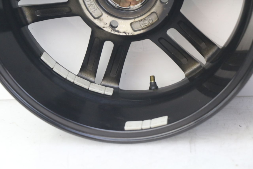 photo de PAIR OF RIMS SPY RACING F3 350 (2015 - 2022)