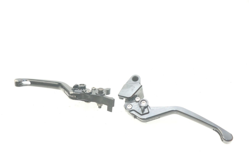 photo de BRAKE LEVER PAIR KAWASAKI Z 650 (2016 - 2019)