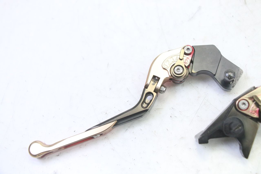 photo de BRAKE LEVER SUZUKI SV S 650 (2003 - 2009)