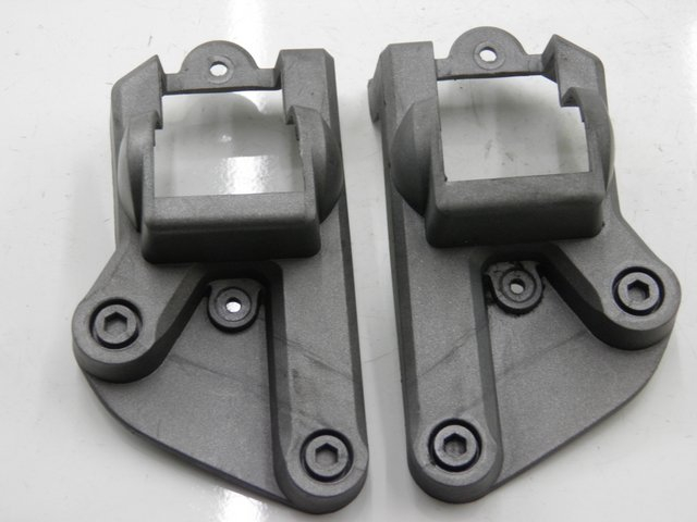 photo de PAIR REAR MOUNT FOOTRESTS PEUGEOT JET FORCE CARBU 50 (2003 - 2016)