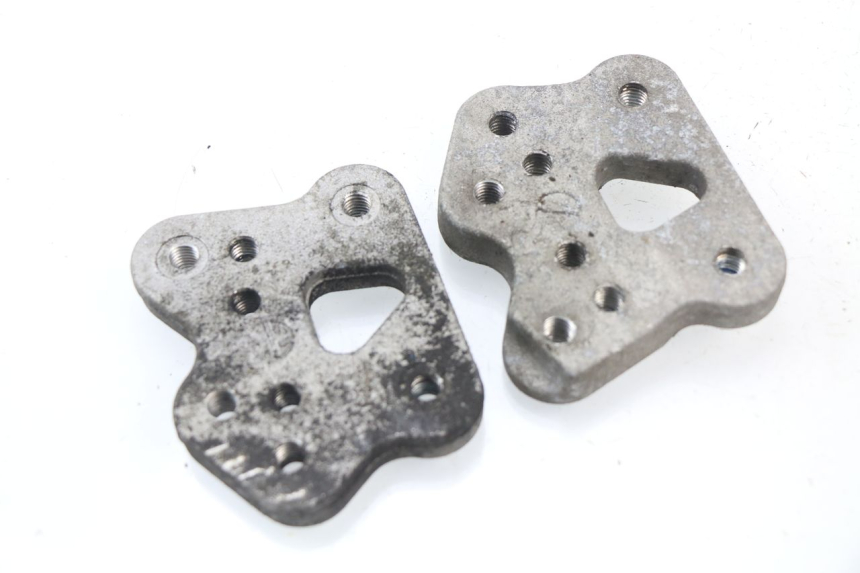 photo de PAIR FRONT MOUNT FOOTRESTS SUZUKI GSX-R GSXR 600 (2008 - 2010)