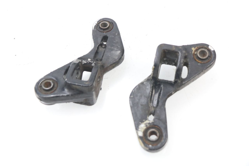 photo de PAIR FRONT MOUNT FOOTRESTS SUZUKI GSXF GSX F 600 (1988 - 1997)