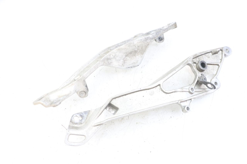 photo de PAIR OF FRONT FOOTREST BRACKETS YAMAHA TDM ABS 900 (2002 - 2014)