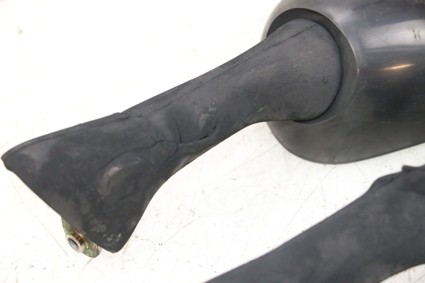 photo de MIRRORS HONDA NSR R 125 (1994 - 2003) - Surface and material condition