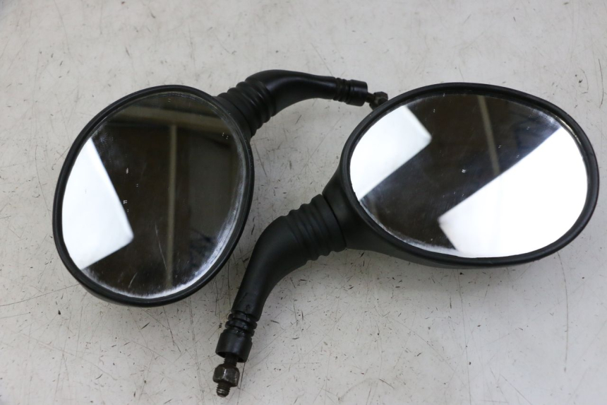 photo de PAIR OF REARVIEW MIRRORS YAMAHA YP MAJESTY 125 (2007 - 2010)