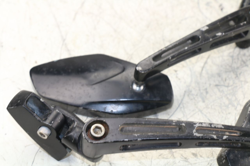 photo de MIRRORS YAMAHA YZF R1 1000 (1998 - 1999) - Product overview