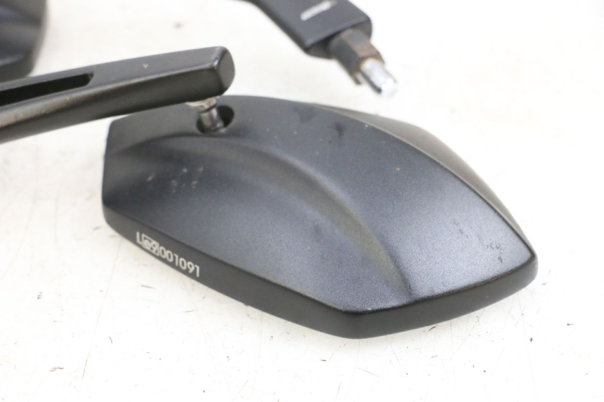 photo de MIRRORS KAWASAKI ZR 7 750 (1999 - 2001) - Checked used part