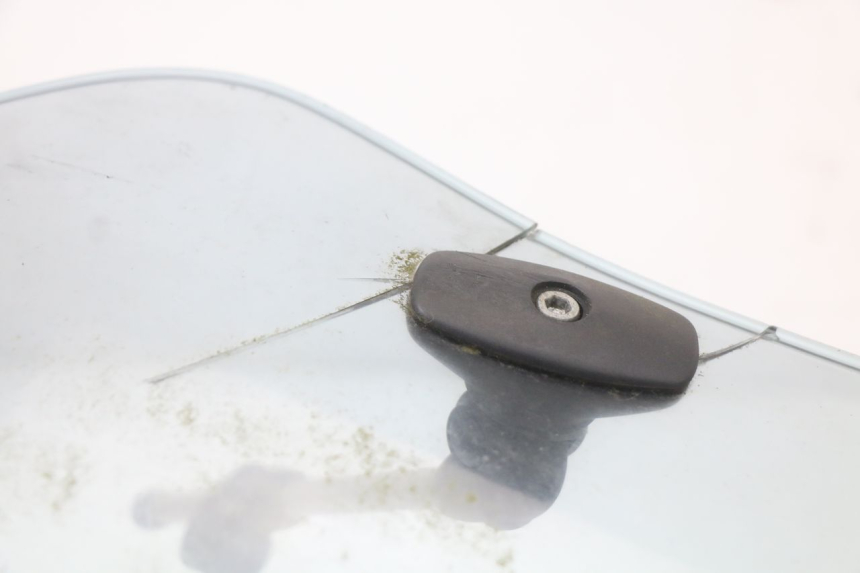 photo de WINDSCREEN SUZUKI GN 125 (1997 - 2000)