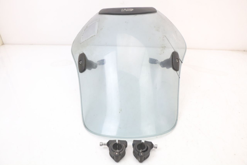photo de WINDSCREEN SUZUKI GN 125 (1997 - 2000)