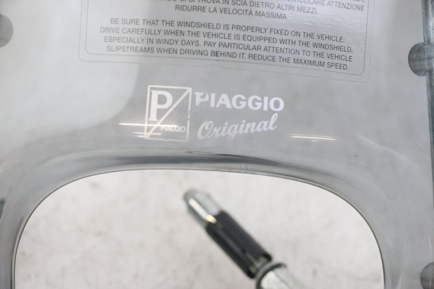 photo de WINDSCREEN PIAGGIO LIBERTY IGET 4T 50 (2021 - 2025)