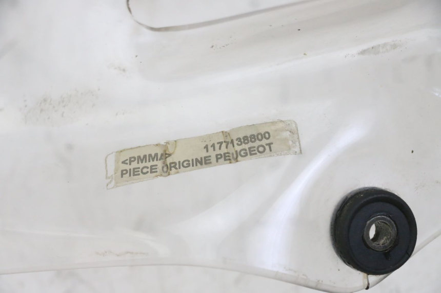 photo de WINDSCREEN PEUGEOT SATELIS COMPRESSOR K15 125 (2006 - 2009)