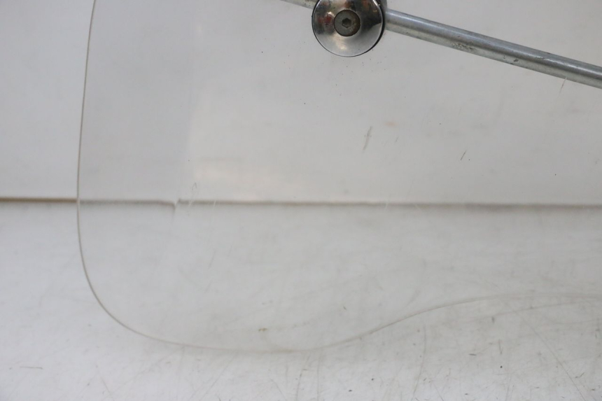 photo de WINDSCREEN PIAGGIO VESPA GTS SUPER IE 125 (2009 - 2016) - Used quality zoom