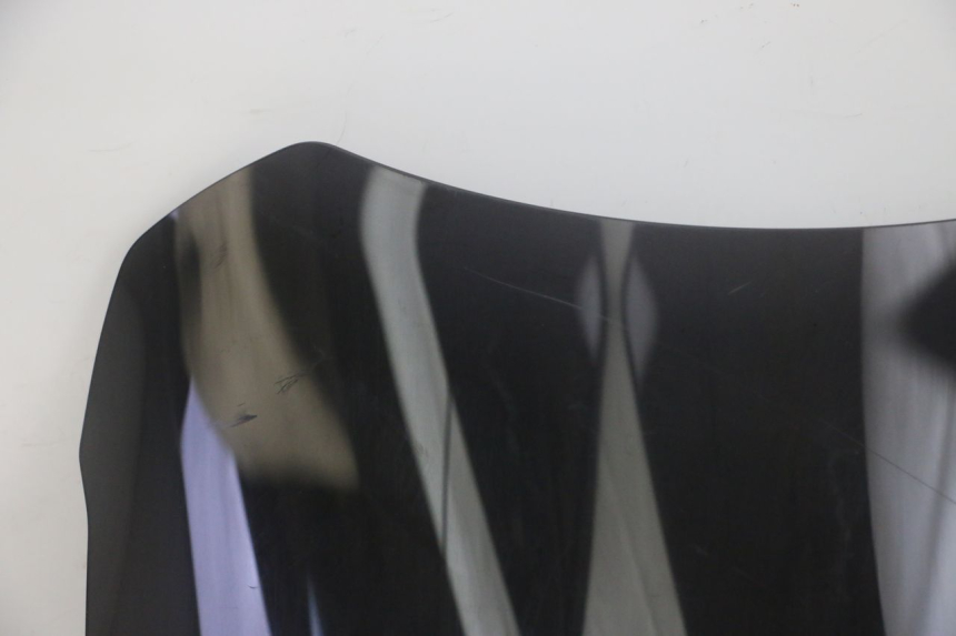 photo de WINDSCREEN YAMAHA XMAX X-MAX 125 (2006 - 2009) - Distinctive features