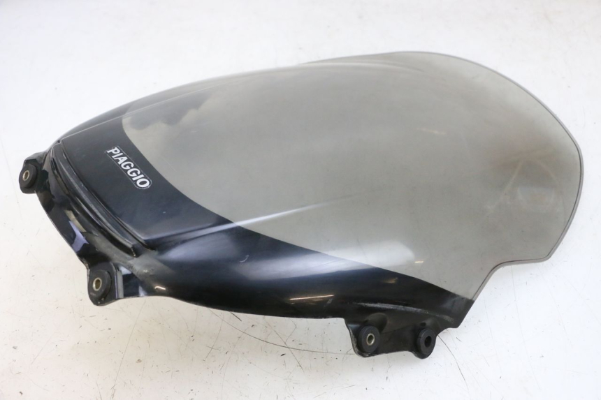 photo de WINDSCREEN PIAGGIO X8 125 (2004 - 2007) - Surface and material condition