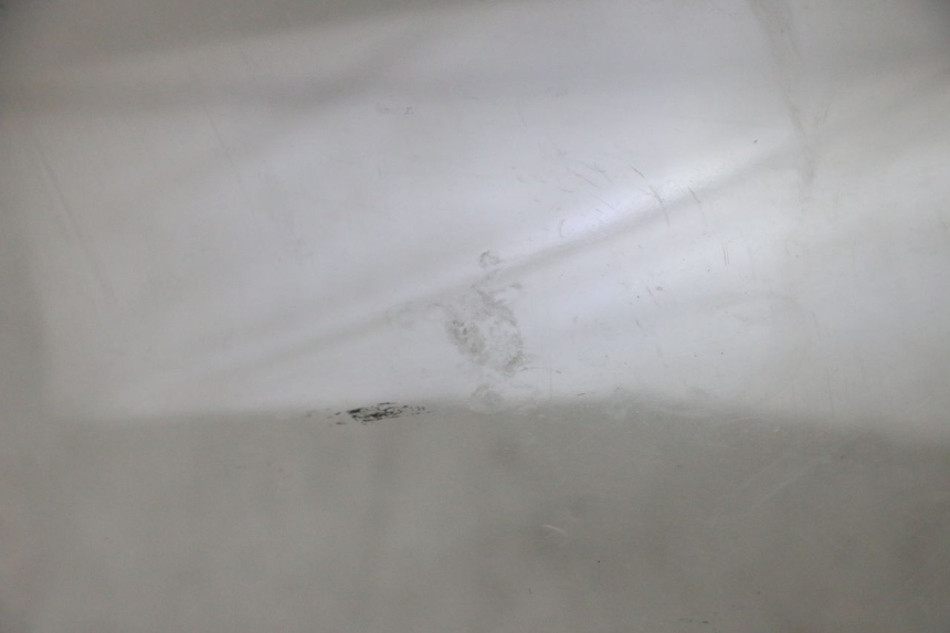 photo de WINDSCREEN PIAGGIO X8 125 (2004 - 2007) - Detailed visual inspection