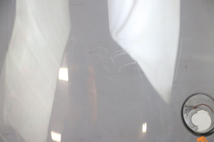 photo de WINDSCREEN YAMAHA YP MAJESTY 125 (2002 - 2006) - Focus on structure