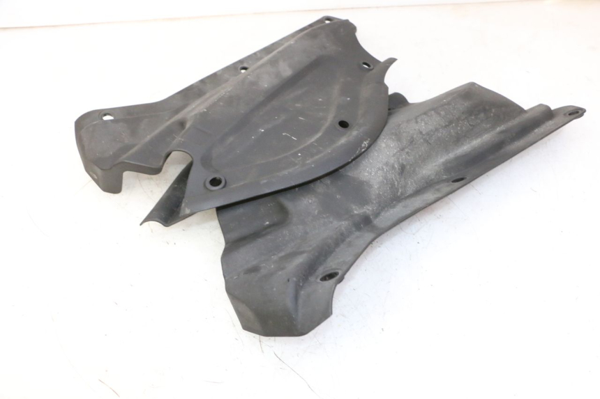 photo de REAR UNDERTRAY QUADRO 4 4D 350 (2015 - 2018)