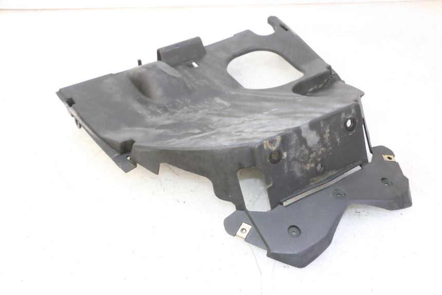 photo de REAR WHEEL HUGGER KYMCO AGILITY NAKED RENOUVO 2T 50 (2011 - 2018)