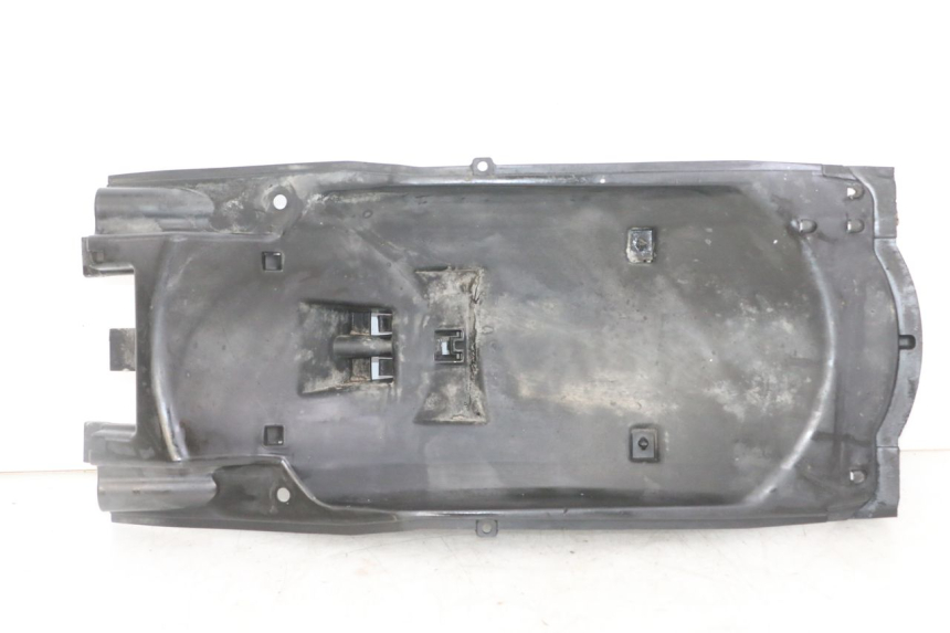 photo de REAR UNDERTRAY HONDA CBF 500 (2004 - 2007)