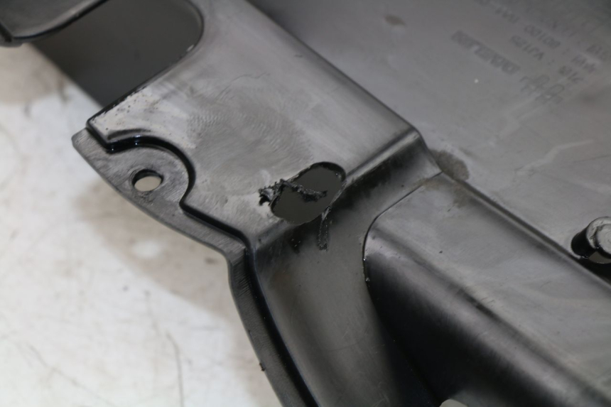 photo de REAR UNDERTRAY DAELIM VJ ROADWIN 125 (2004 - 2007)